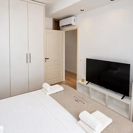 Bazaar Appartement Tirana